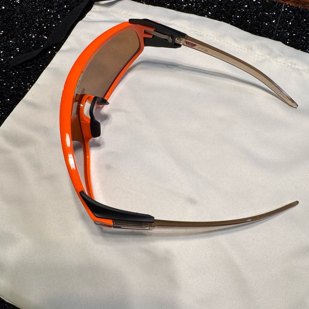 Oakley Orange Sporty Sunglasses - Picture 3 of 13